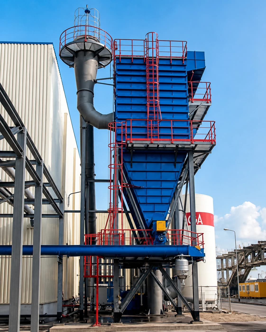 BETH cyclone pre-separator and bag filter tower at a customer site