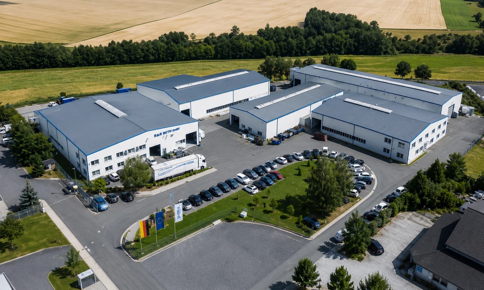 Aerial view of the R&R BETH GmbH headquarters in Bad Lobenstein, Germany